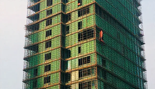 新手建站教程怎么操作更省事？